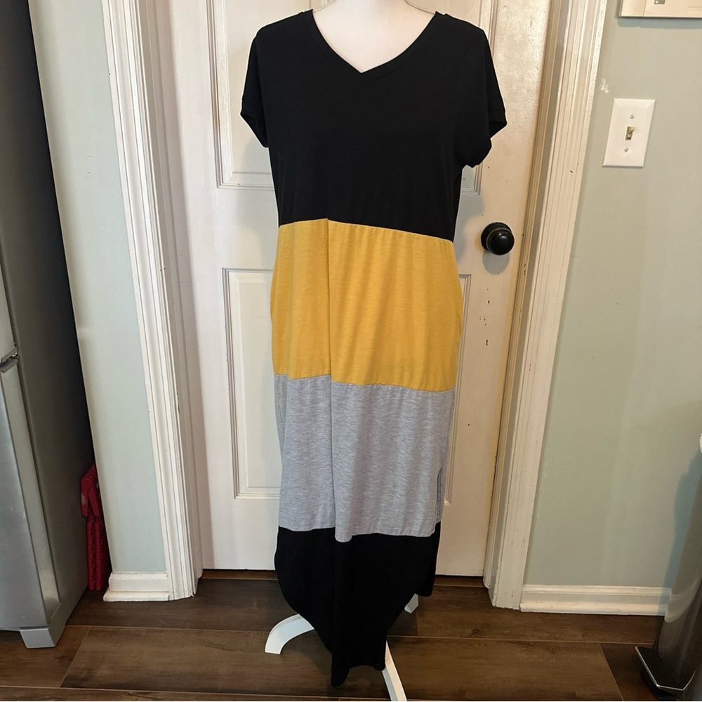 Simply Southern Colorblock Striped Sunflower Print Maxi Dress Pockets Sz Small